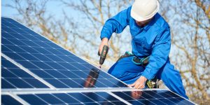 Installation Maintenance Panneaux Solaires Photovoltaïques à Montfranc